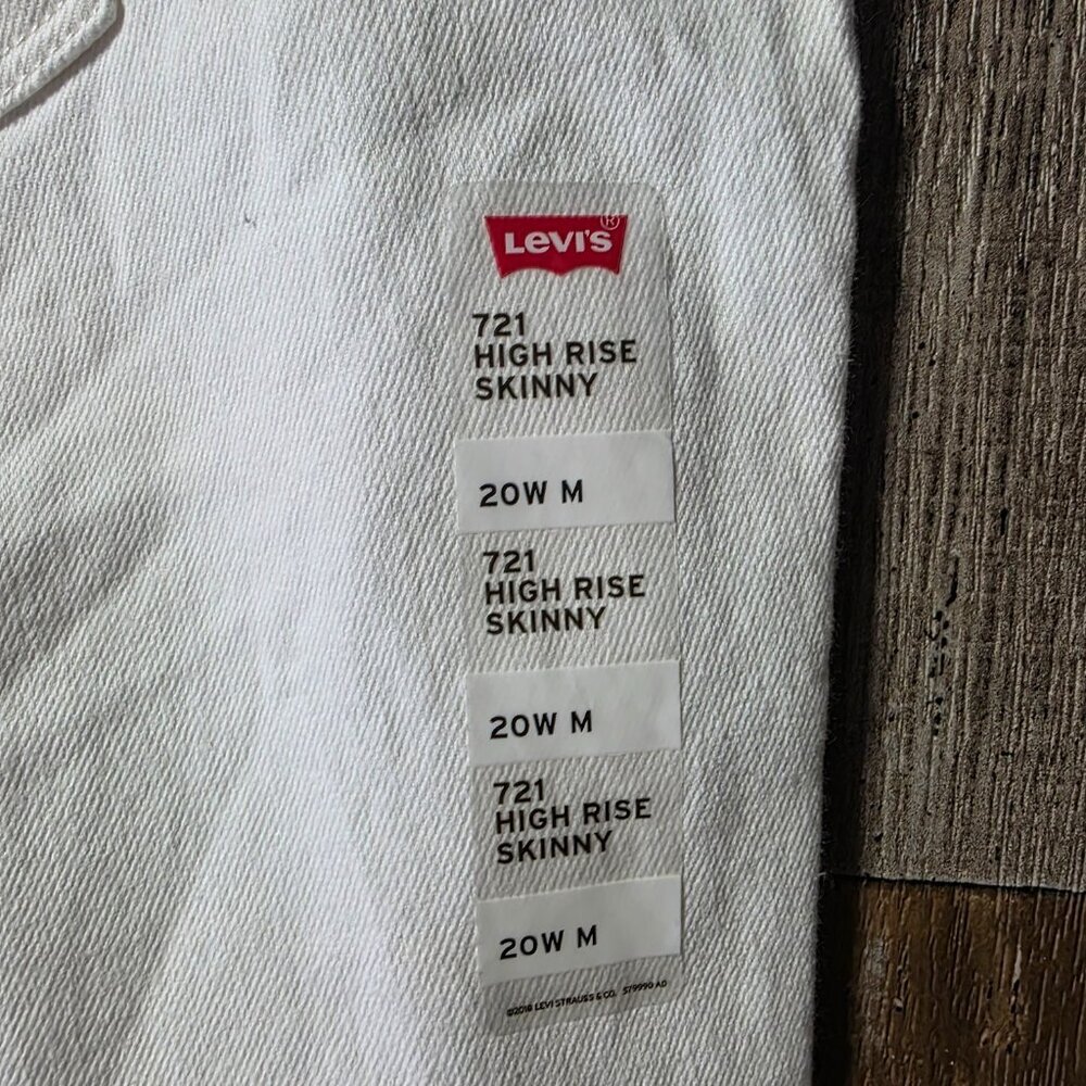 Levi's White Women's 721 High-rise Skinny Jeans 20W M - Picture 5 of 10